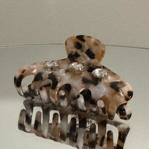 🆕J.  Crew Rhinestone Claw Hair Clip